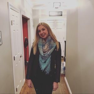 Meet your Posher, Lindsey